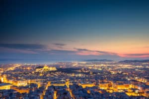 עתיד שוק הנדל"ן היווני